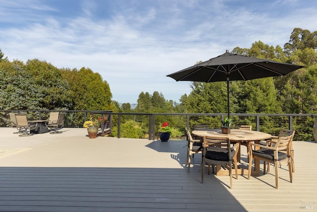 10505 Cherry Ridge Rd, Sebastopol, CA 95472 - wooden deck with outdoor dining area