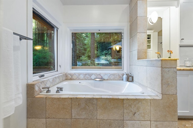 1655 Jonive Rd, Sebastopol, CA 95472 - bathroom with a garden tub