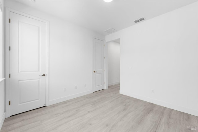 339 Pear Tree Ter Unit C, Napa, CA 94558 - empty room featuring light wood finished floors and baseboards