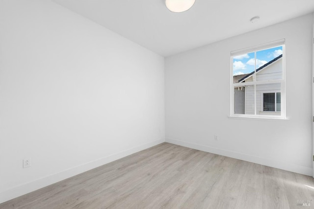339 Pear Tree Ter Unit C, Napa, CA 94558 - empty room with light wood-type flooring, baseboards, and a smoke detector