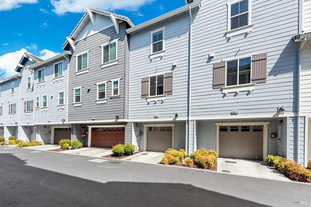 339 Pear Tree Ter Unit C, Napa, CA 94558 - view of front of home with an attached garage