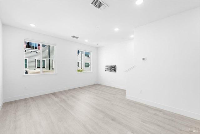 339 Pear Tree Ter Unit C, Napa, CA 94558 - empty room with recessed lighting, light wood finished floors, and baseboards