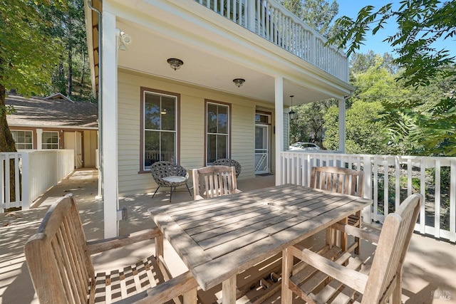1423 Foothill Blvd, Calistoga, CA 94515 - wooden terrace with outdoor dining space