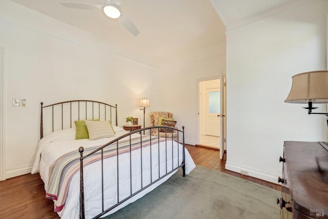1423 Foothill Blvd, Calistoga, CA 94515 - bedroom featuring wood finished floors, baseboards, and a ceiling fan