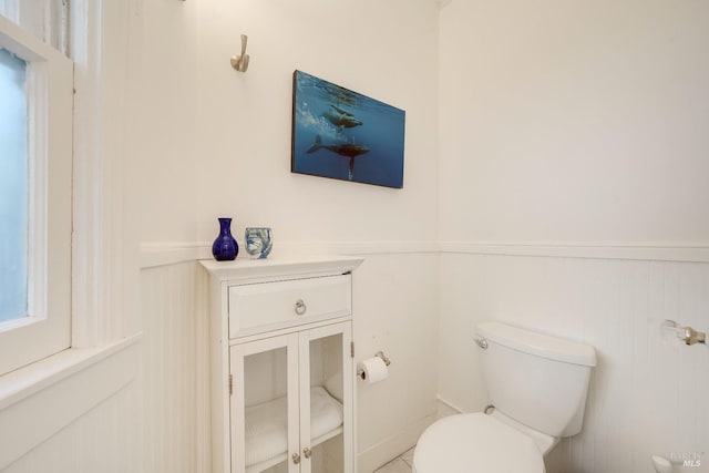 1423 Foothill Blvd, Calistoga, CA 94515 - bathroom with toilet and wainscoting
