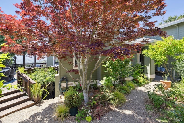 15 Upland Ln, Novato, CA 94945 - view of front of house