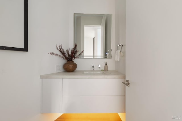 2215 Vistazo St E, Tiburon, CA 94920 - bathroom featuring vanity