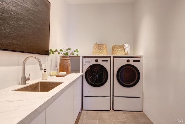 2215 Vistazo St E, Tiburon, CA 94920 - laundry area with separate washer and dryer and light tile patterned flooring