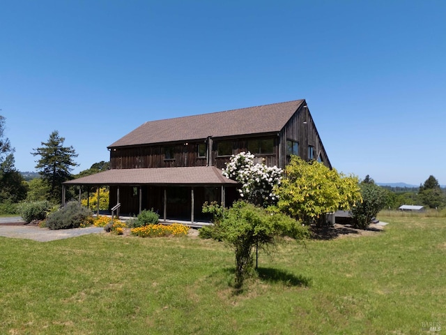 5900 Blank Rd, Sebastopol, CA 95472 - back of house featuring a yard