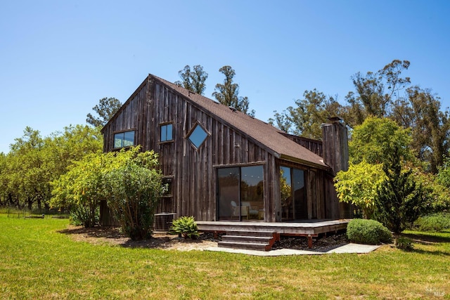 5900 Blank Rd, Sebastopol, CA 95472 - back of house with a wooden deck and a yard