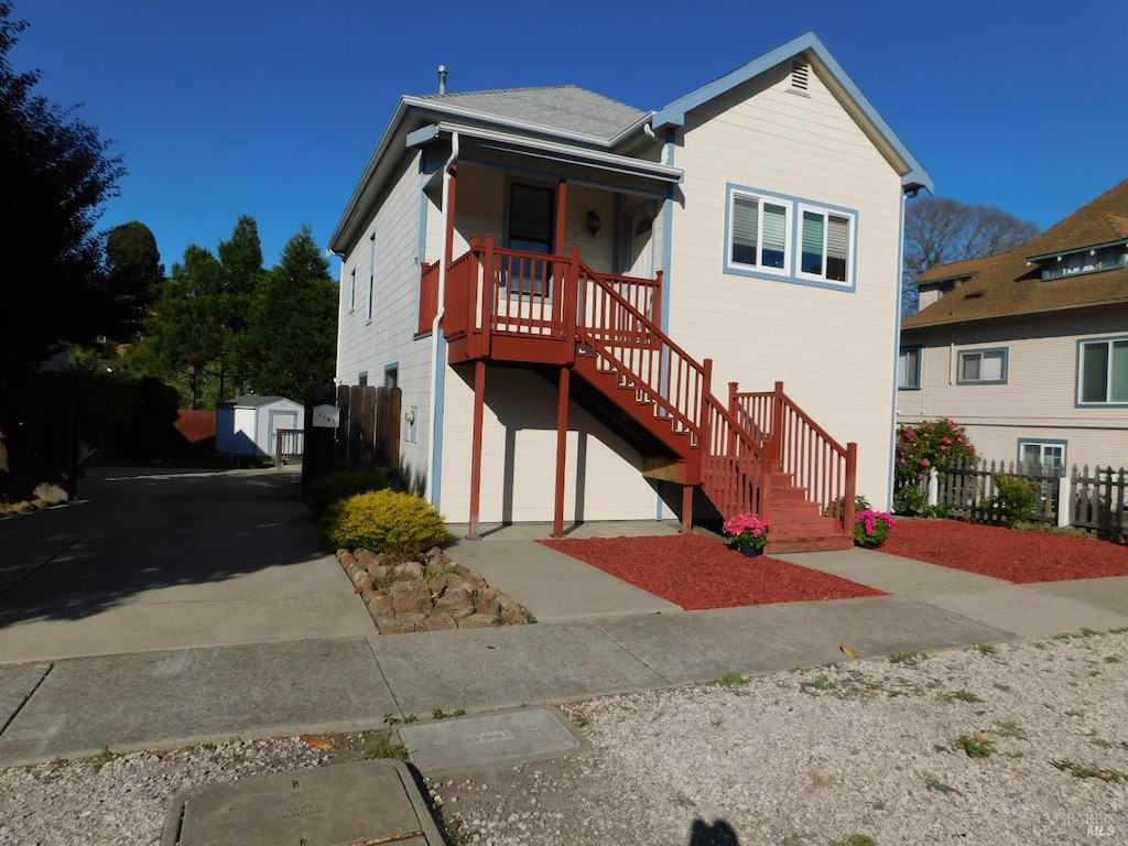 1107 Tennent Ave, Pinole, CA 94564 - view of front facade with a porch and stairs