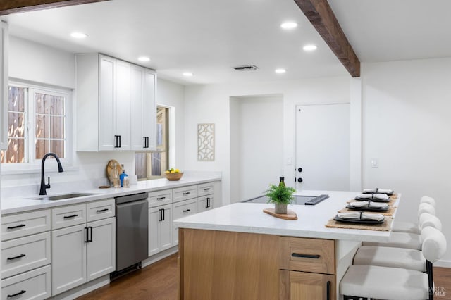 1109 Broadmoor Dr, Napa, CA 94558 - kitchen with a sink, dishwasher, dark wood-type flooring, light countertops, and recessed lighting