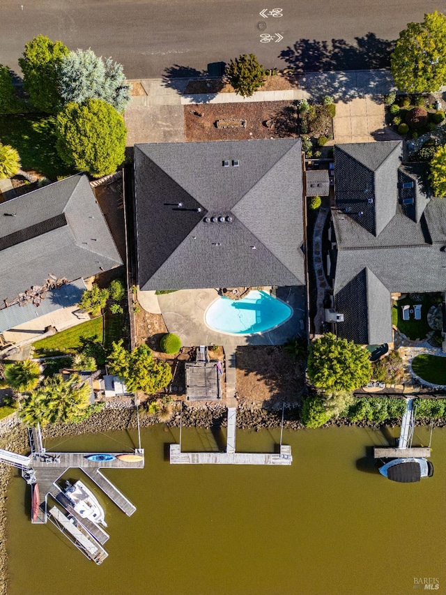 687 Cabot Way, Napa, CA 94559 - aerial view of a pool area