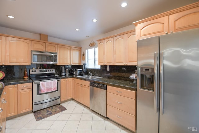 433 Freeway Dr, Napa, CA 94558 - kitchen featuring stainless steel appliances, light brown cabinetry, a sink, decorative backsplash, and recessed lighting