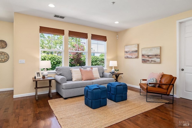 4 San Pablo Ct, Novato, CA 94949 - living area with dark wood-style floors, baseboards, and recessed lighting
