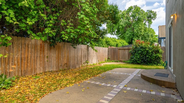 1191 Araquipa Ct, Vacaville, CA 95687 - fenced backyard featuring a patio