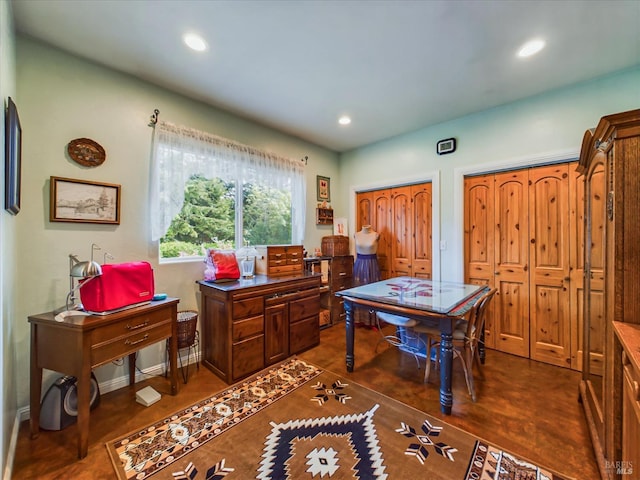 7785 Torgersen Rd, Eureka, CA 95503 - home office with recessed lighting and baseboards