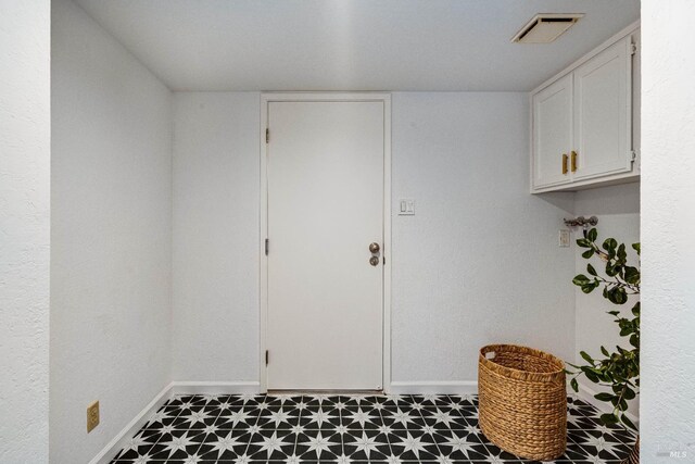 12 Maidu Ct, Napa, CA 94558 - washroom with tile patterned floors and baseboards