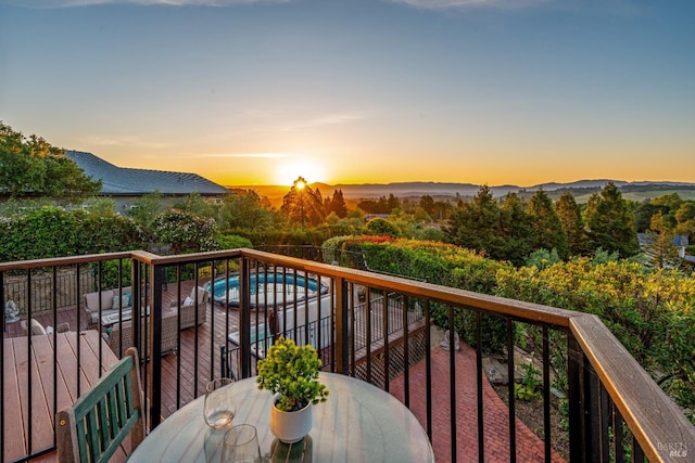 12 Maidu Ct, Napa, CA 94558 - balcony with outdoor dining space