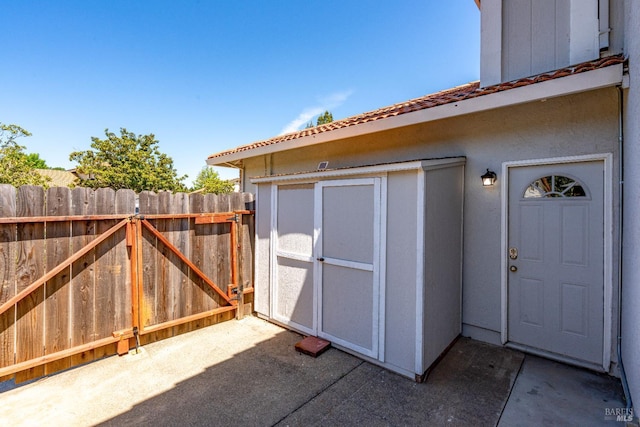 12 Maidu Ct, Napa, CA 94558 - doorway to property with a tiled roof and stucco siding