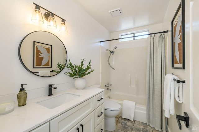 914 Cottonwood Ct, Petaluma, CA 94954 - bathroom with vanity, shower / bath combo with shower curtain, and toilet