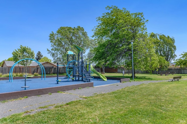 914 Cottonwood Ct, Petaluma, CA 94954 - view of community jungle gym