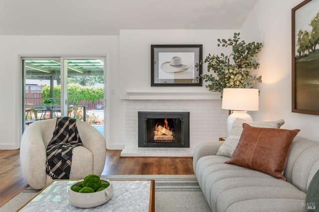 914 Cottonwood Ct, Petaluma, CA 94954 - living room featuring wood finished floors and a fireplace