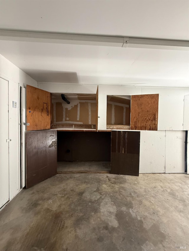 64 Los Padres Cir, Novato, CA 94947 - view of garage