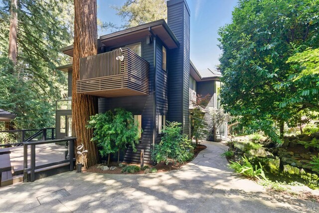 119 Marguerite Ave, Mill Valley, CA 94941 - wooden deck featuring outdoor dining area