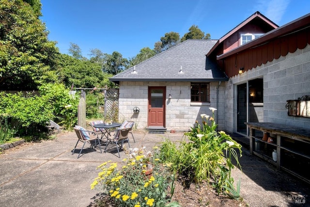 11 Inverness Way S, Inverness, CA 94937 - view of patio with outdoor dining space