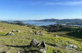 40 Staghound Psge, Corte Madera, CA 94925 - mountain view with a large body of water