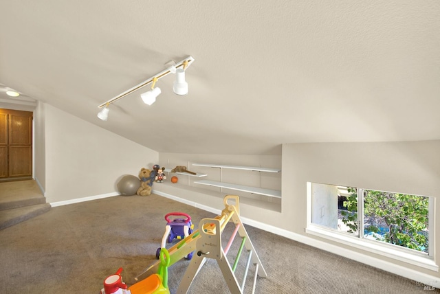 3327 Colonial Ct, Fairfield, CA 94534 - rec room featuring carpet flooring, baseboards, and track lighting
