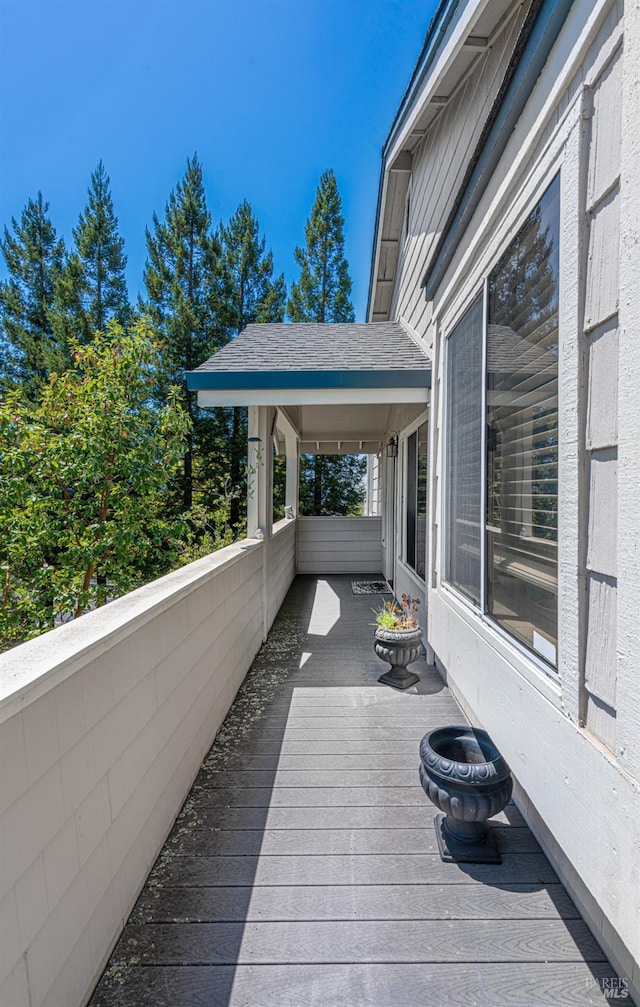 2016 Stonefield Ln, Santa Rosa, CA 95403 - view of wooden deck