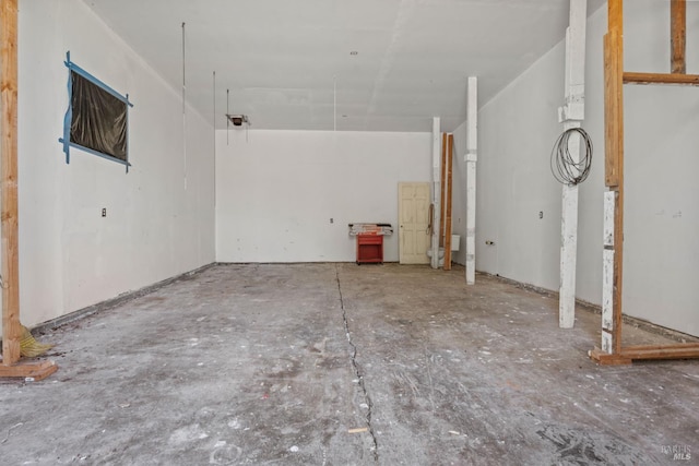 2840 Pear View Rd, Lakeport, CA 95453 - view of garage