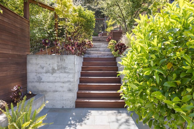 55 Durham Rd, San Anselmo, CA 94960 - view of staircase