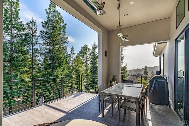 1994 W Bristlecone Ct, Santa Rosa, CA 95403 - deck featuring outdoor dining area