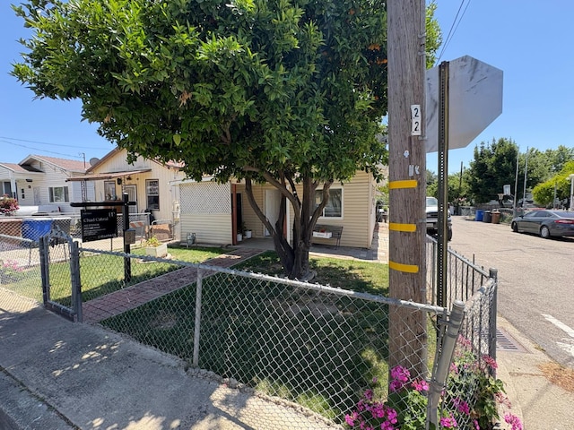 612 Union St, Isleton, CA 95641 - view of front of property