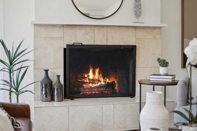 40 Redwood Ave, Corte Madera, CA 94925 - detailed view of a tiled fireplace