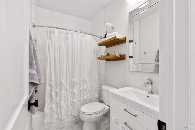943 Appleridge Pl, Fairfield, CA 94534 - full bathroom with vanity and shower / bath combo