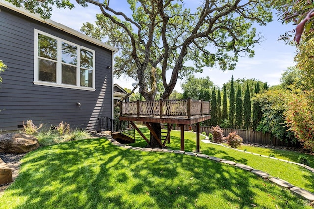 943 Appleridge Pl, Fairfield, CA 94534 - view of yard featuring a deck