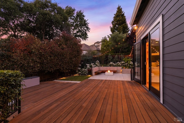 943 Appleridge Pl, Fairfield, CA 94534 - wooden terrace with an outdoor fire pit and a patio area