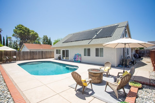 481 Chelsea Way, Fairfield, CA 94533 - view of swimming pool with a fire pit, a patio, and a fenced backyard