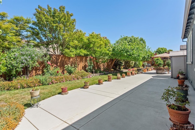 8596 Starr Rd, Windsor, CA 95492 - fenced backyard featuring a patio area