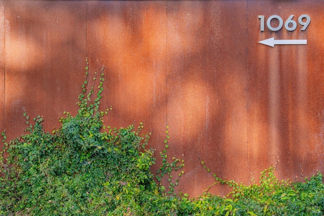 1067 Darms Ln, Napa, CA 94558 - exterior view