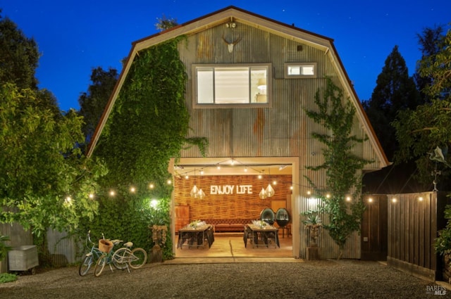1067 Darms Ln, Napa, CA 94558 - view of back of house at night