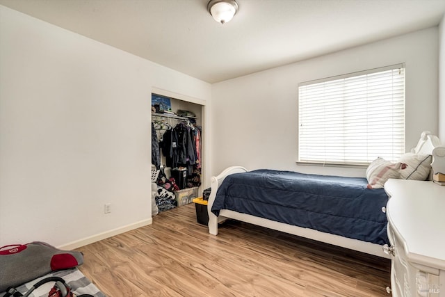 236 Cogburn Way, Vacaville, CA 95687 - bedroom featuring light wood-type flooring, baseboards, and a closet