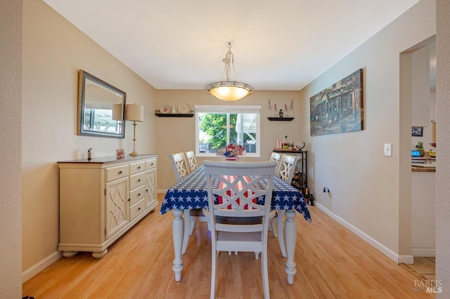 1405 Montana Pl, Rohnert Park, CA 94928 - dining room with light wood finished floors and baseboards