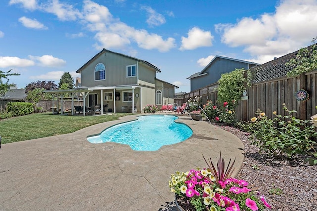 1405 Montana Pl, Rohnert Park, CA 94928 - view of swimming pool featuring a patio area