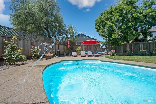 1405 Montana Pl, Rohnert Park, CA 94928 - view of pool with a fenced backyard and a patio