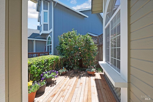 1405 Montana Pl, Rohnert Park, CA 94928 - view of wooden terrace